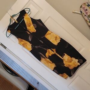 WHITE HOUSE BLACK MARKET Dress